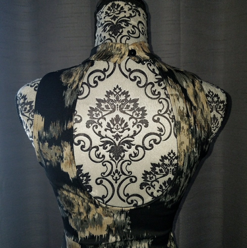 Dress - Picture 3 of 3